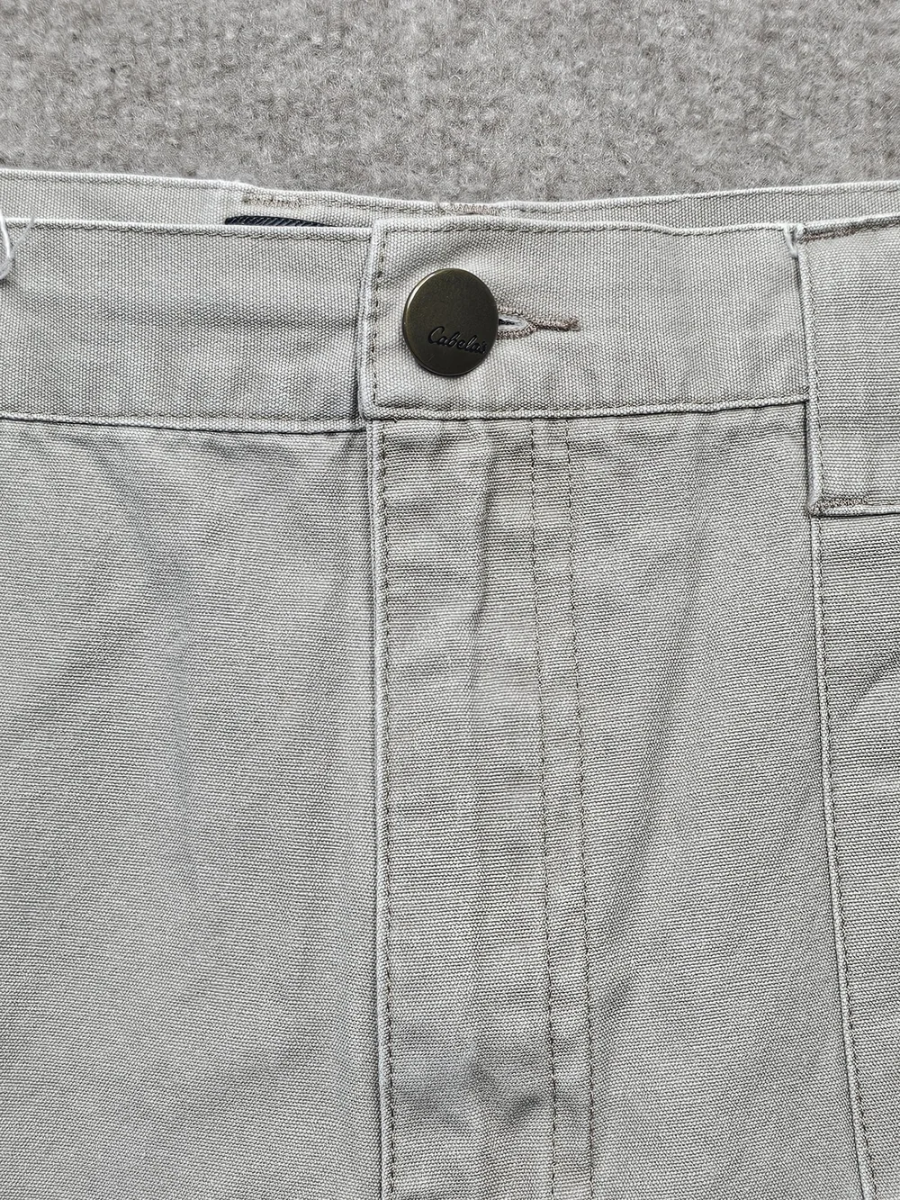Y2K Cabela’s Men’s Cargo Shorts Size 40 Khaki Short Inseam Elastic Waist